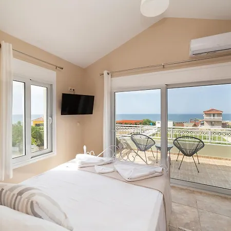 Crystal Villas Lixouri Room photo